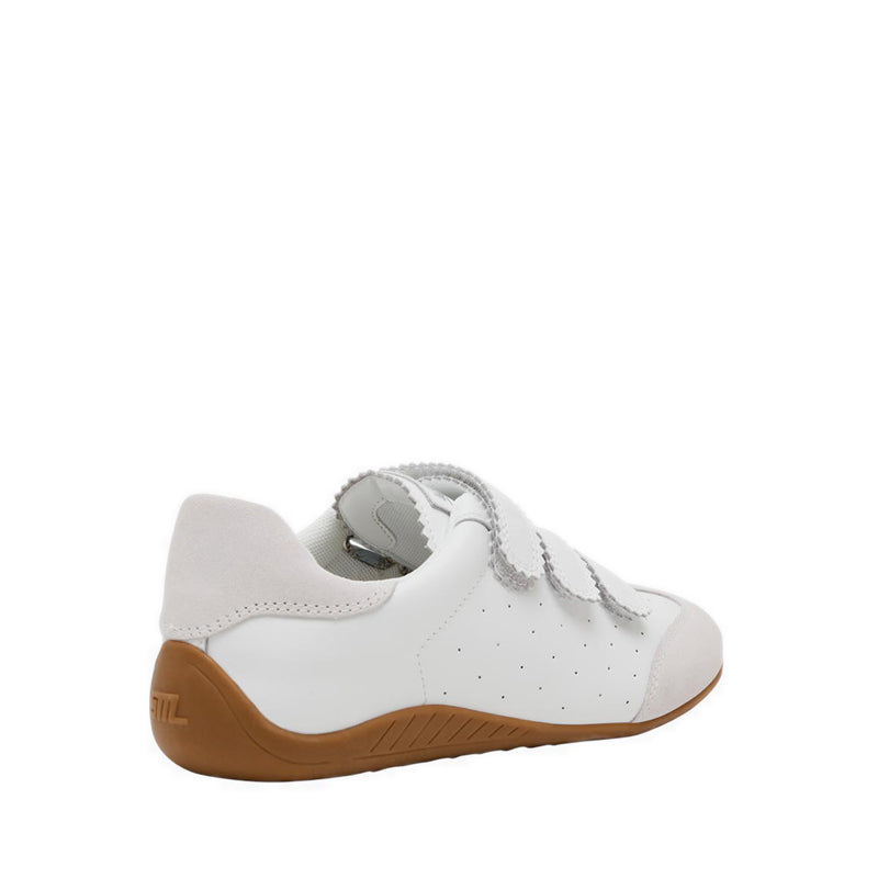 FLAGSHIP WHITE ACTION LEATHER