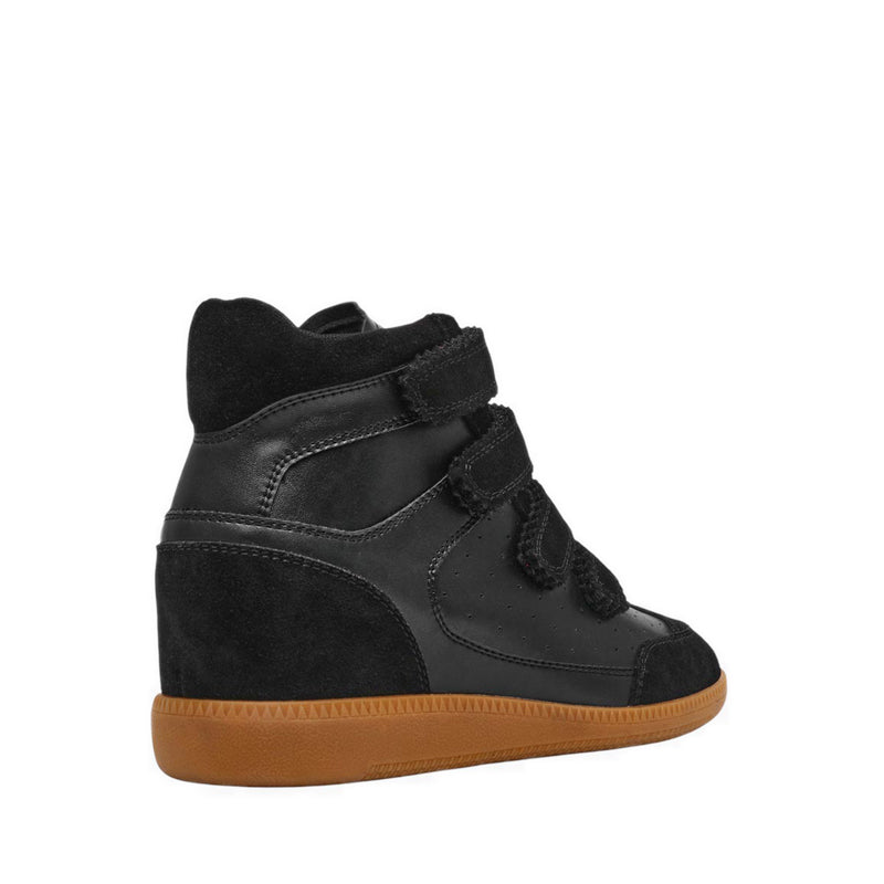 MUSTANG BLACK SUEDE
