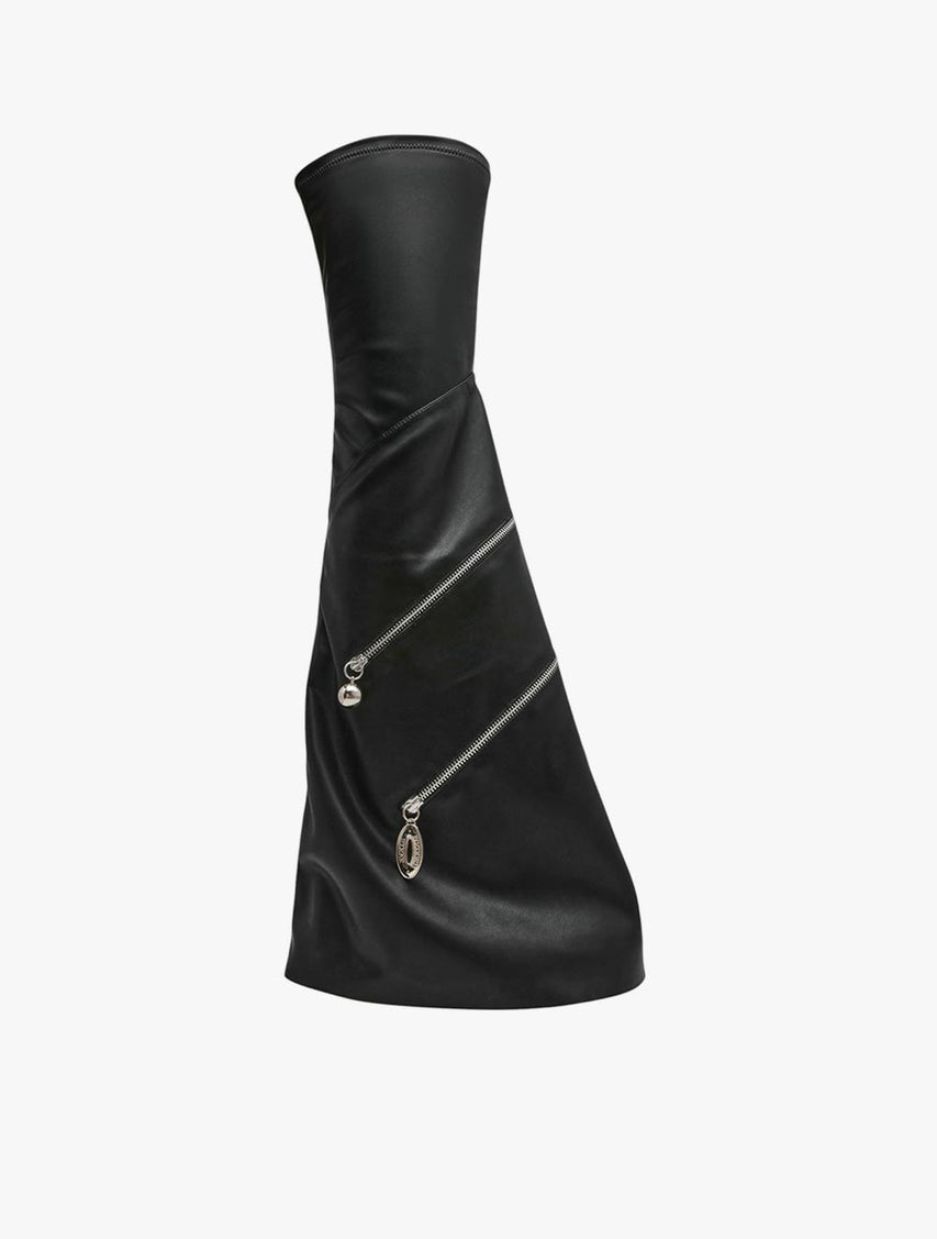 PREVALE BLACK