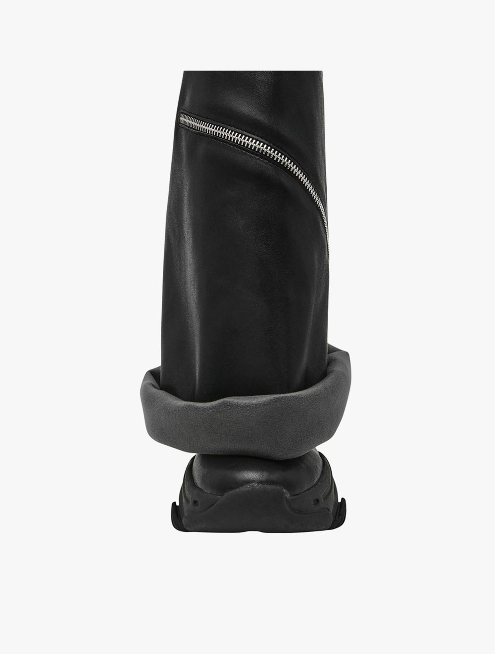 PREVALE BLACK