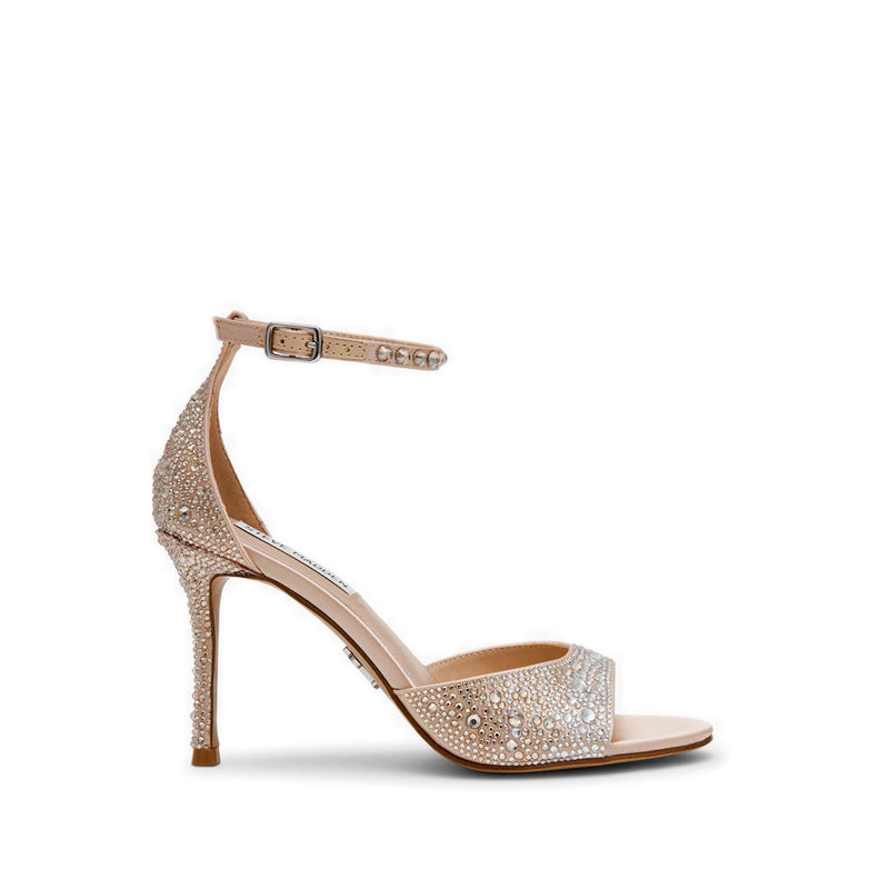 RAQUELLE CHAMPAGNE