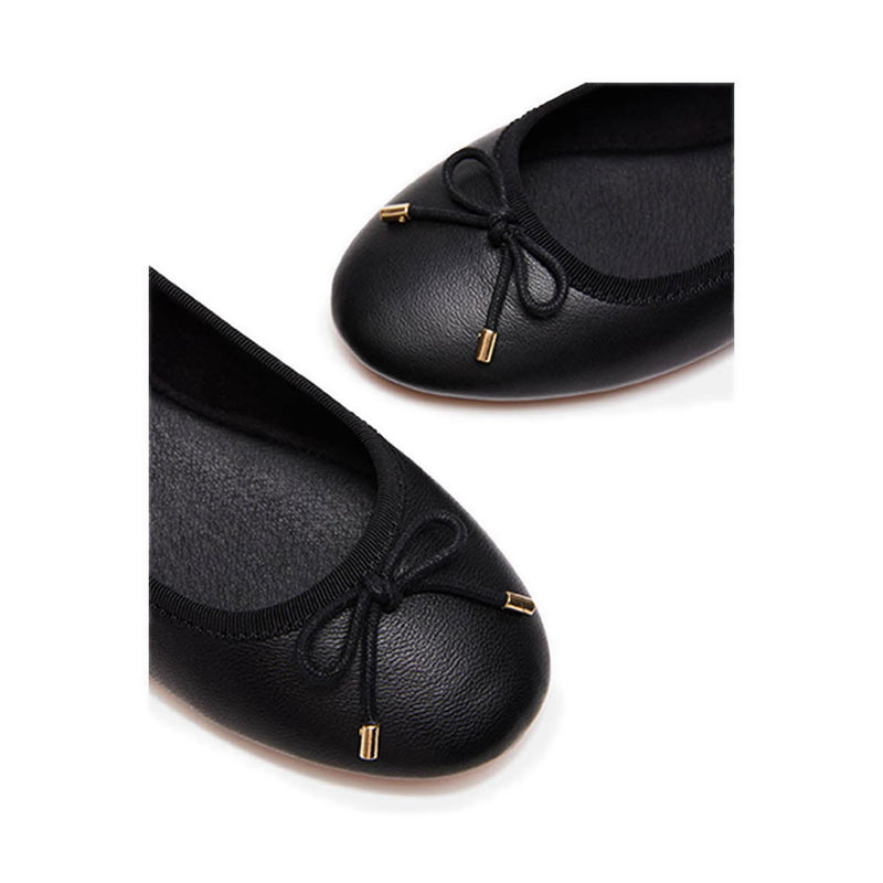 BENITA BLACK LEATHER