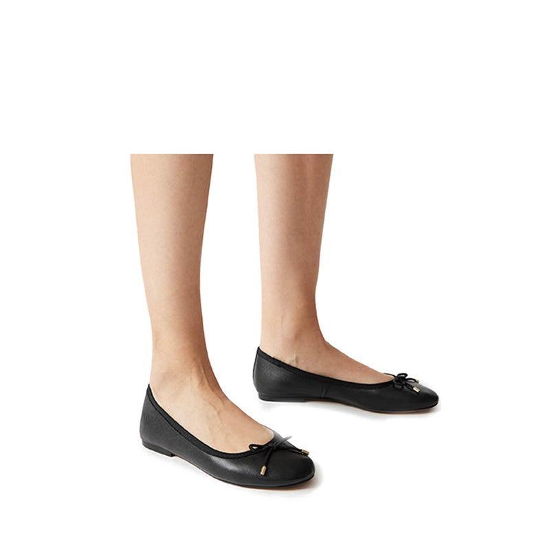 BENITA BLACK LEATHER