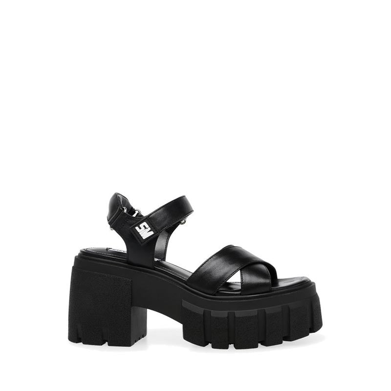 BREAKOUT BLACK