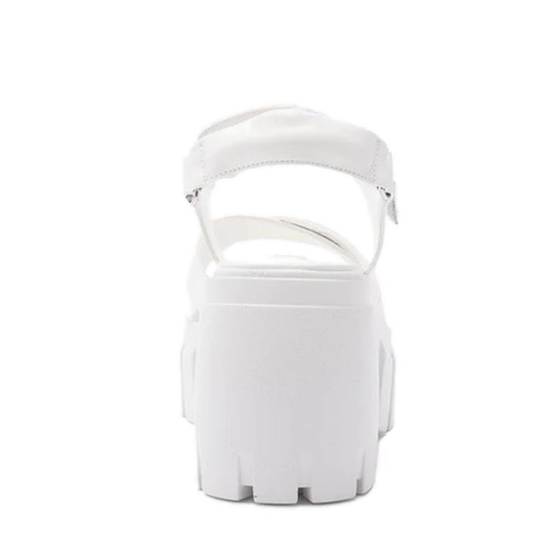 BREAKOUT WHITE